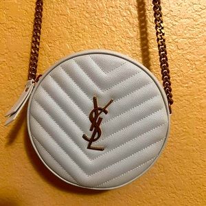 •   Saint Laurent Evening Bag
•   Of white Leather
•   Gold-Tone Hardware